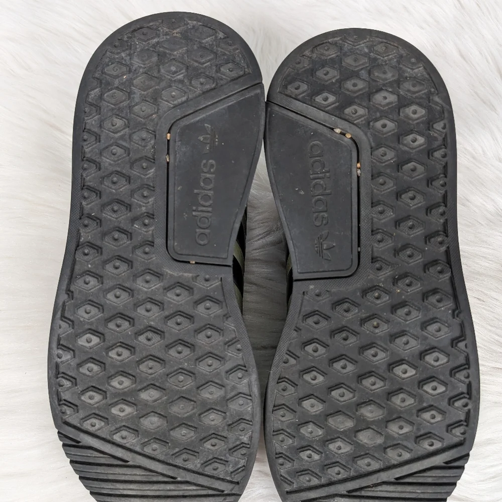 Adidas lightweight running shoes, women's size 6.5, olive - Picture 8 of 9